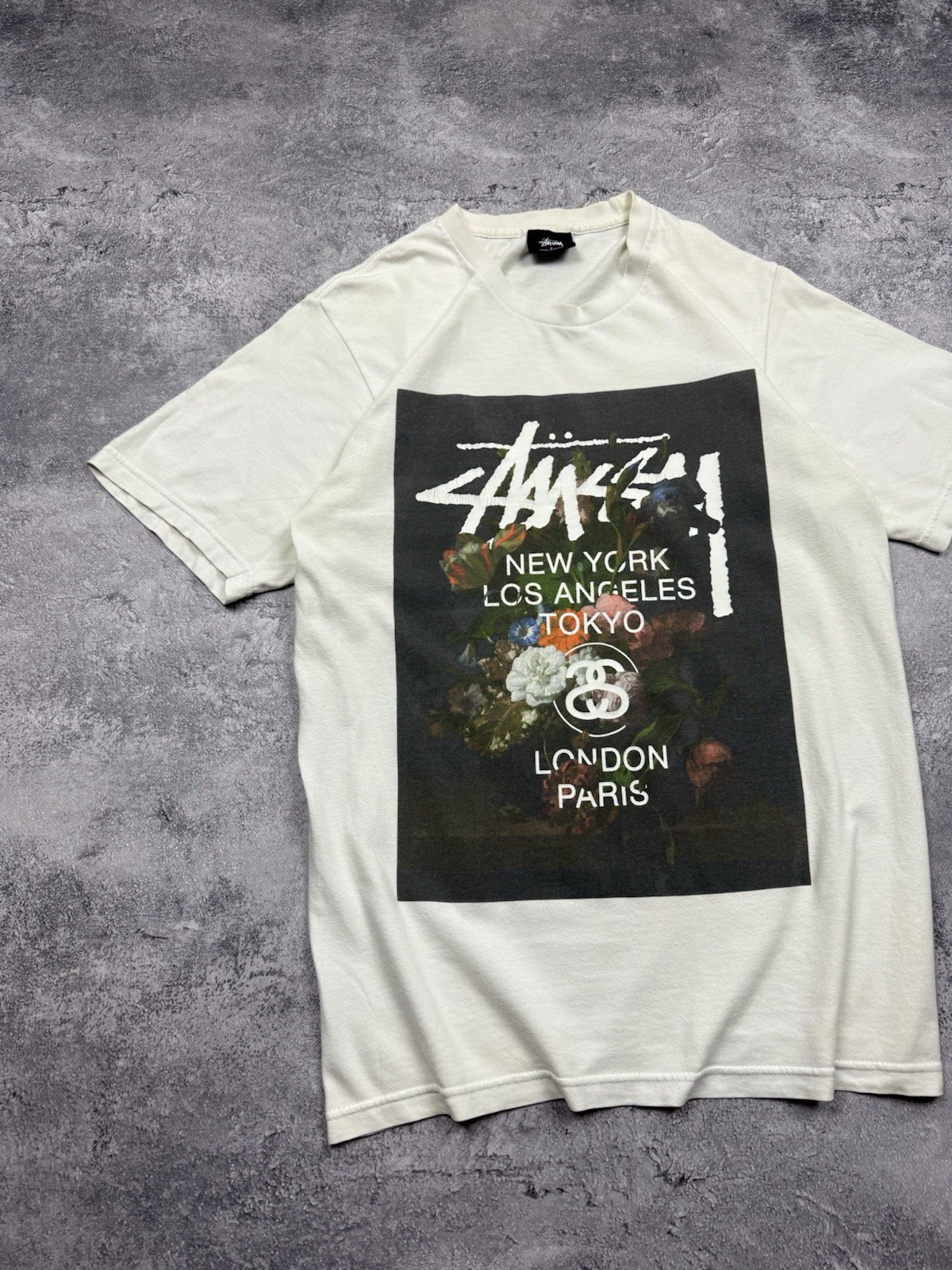 Stussy World Tour T-Shirt Big Logo Flowers Tee Y2K Rare Streetwear Men S Vintage