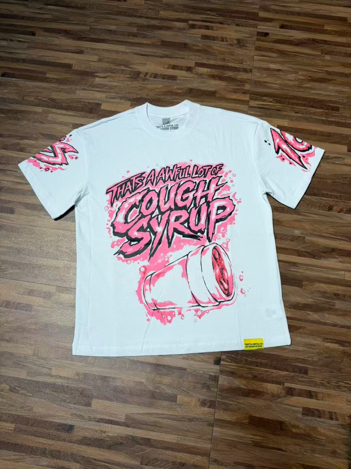 THAT’S A AWFUL LOT OF COUGH SYRUP Tshirt White & Black S-M-L-XL
