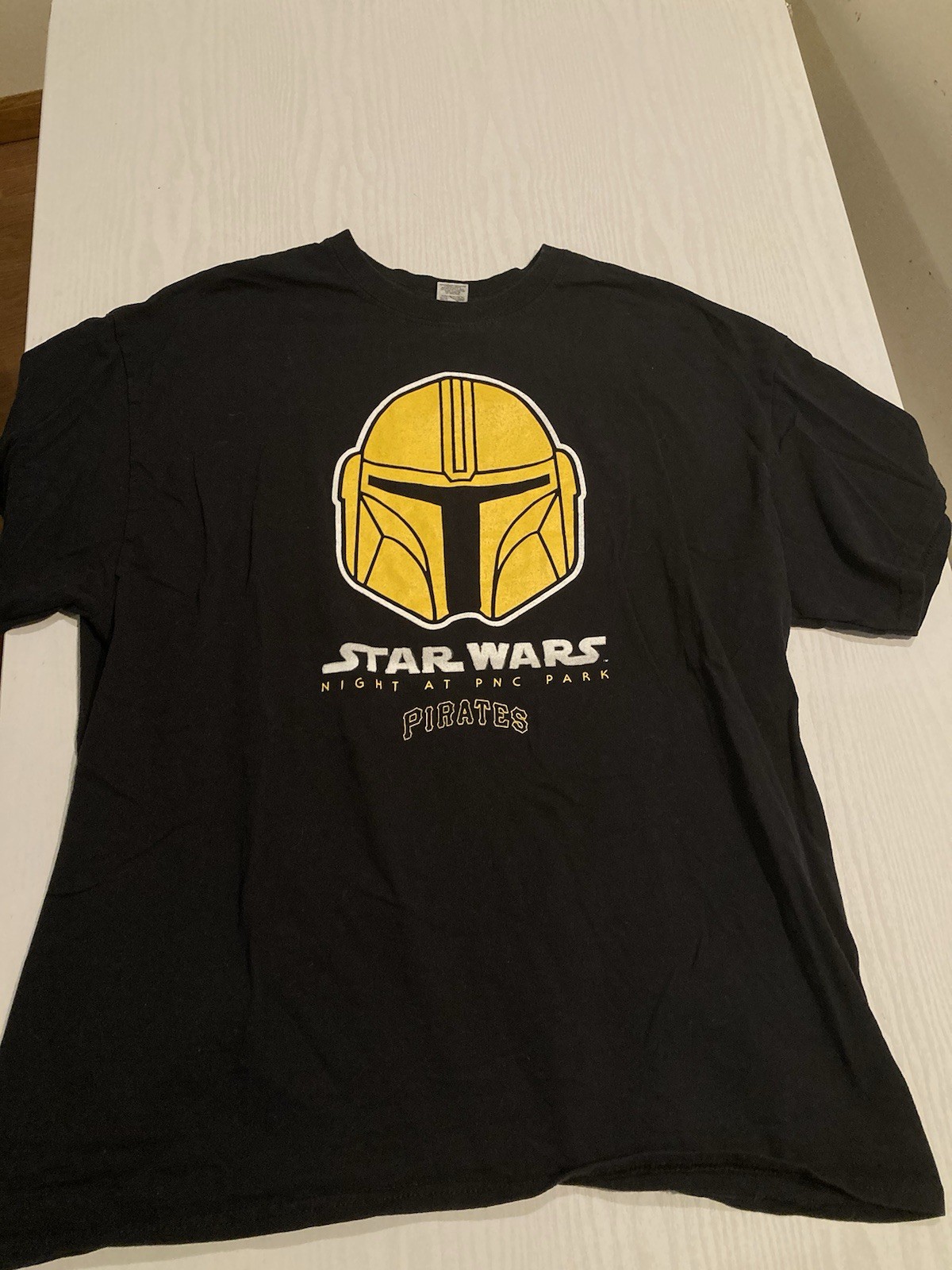 Pittsburgh Pirates Star Wars Night Shirt XL Black Mandalorian Helmet PNC Park