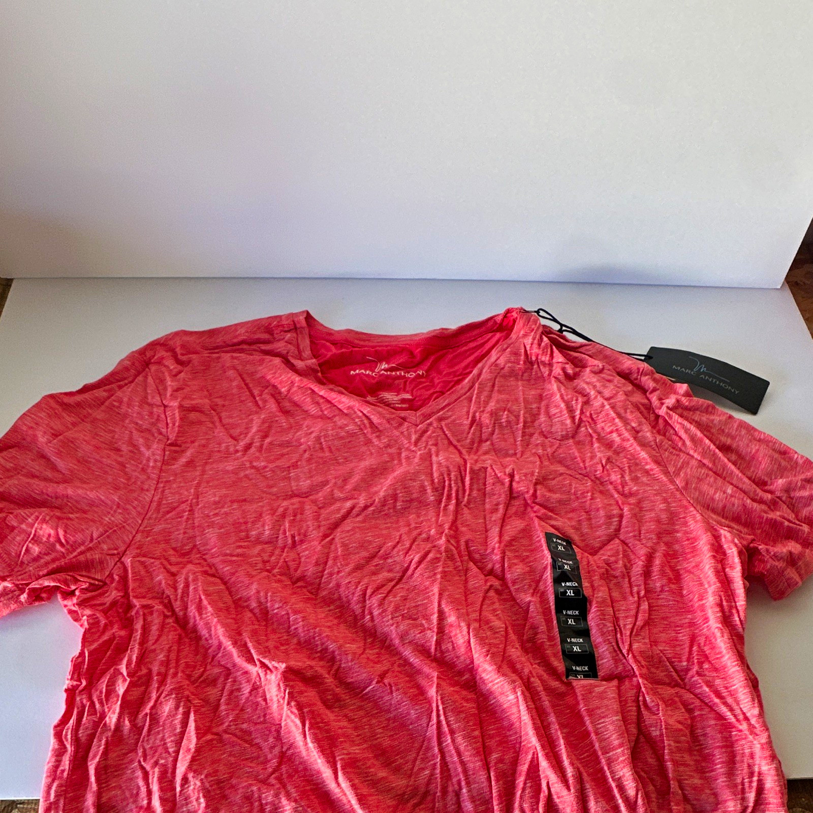 Marc Anthony Men’s XL Coral Heather Slim Fit V-Neck Short Sleeve Cotton Tee