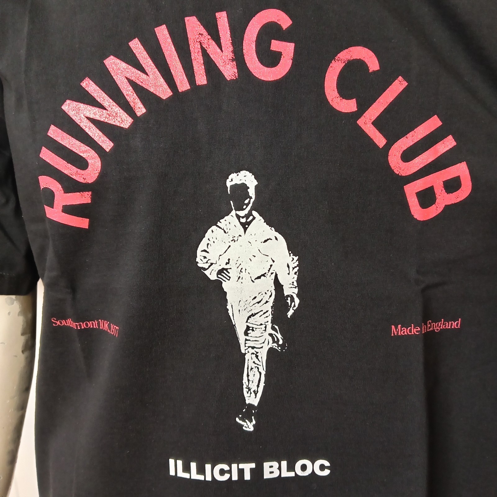 Illicit Bloc Running Club T-Shirt Black Small/Large 300GSM 100% Cotton Boxy Fit