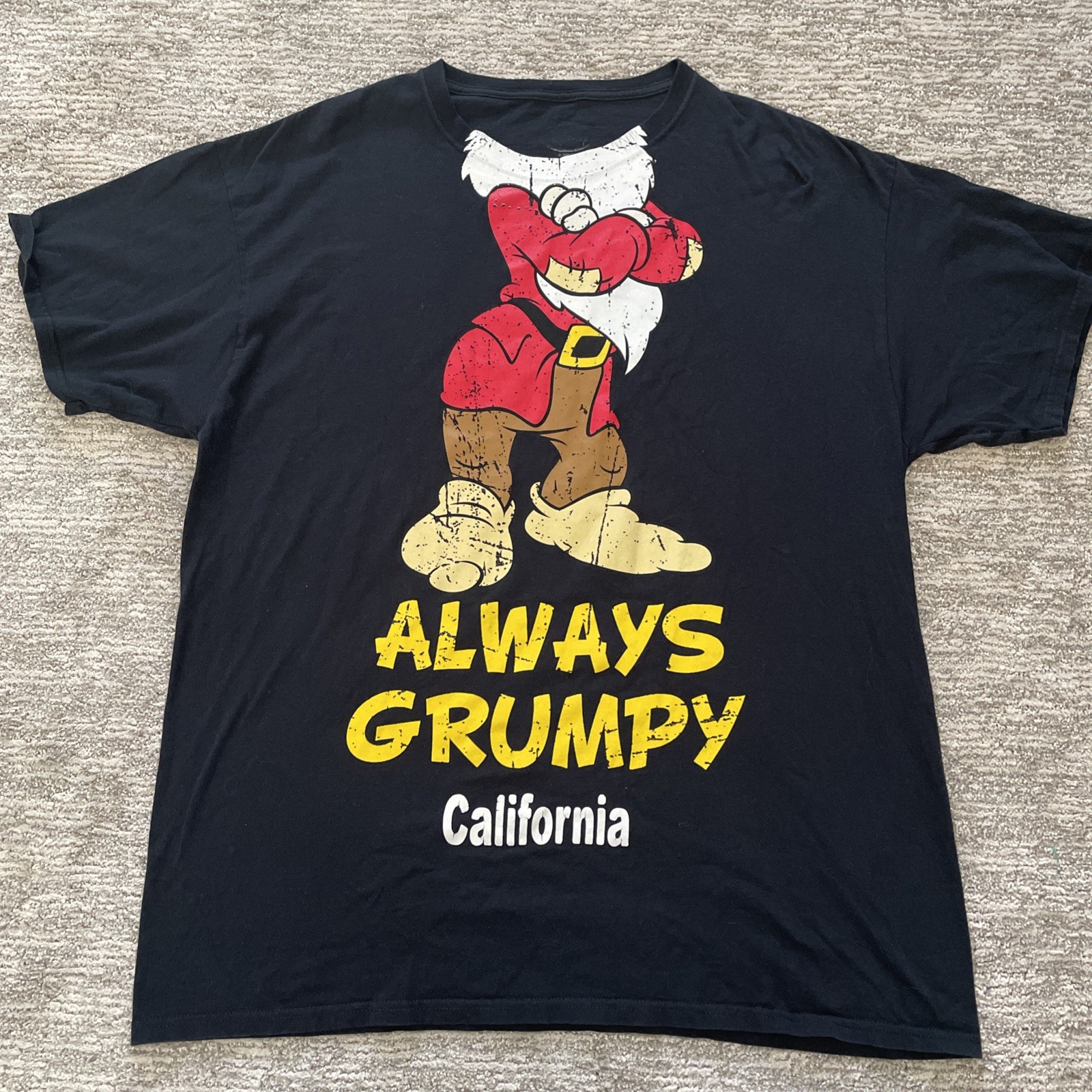 Disney Men’s XL T-shirt Headless Always Grumpy California Snow White 7 Dwarves