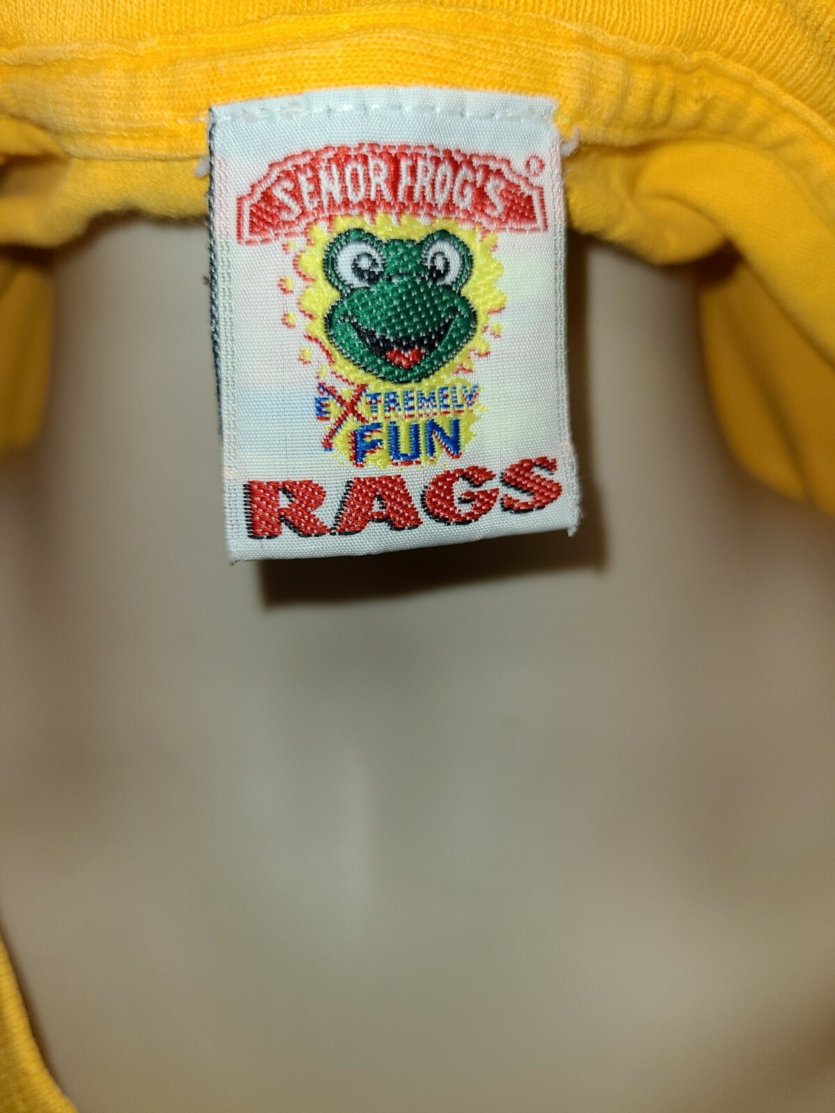 University of Senor Frogs Drinking Team Cancun Mexico Adult Medium Yellow TShirt