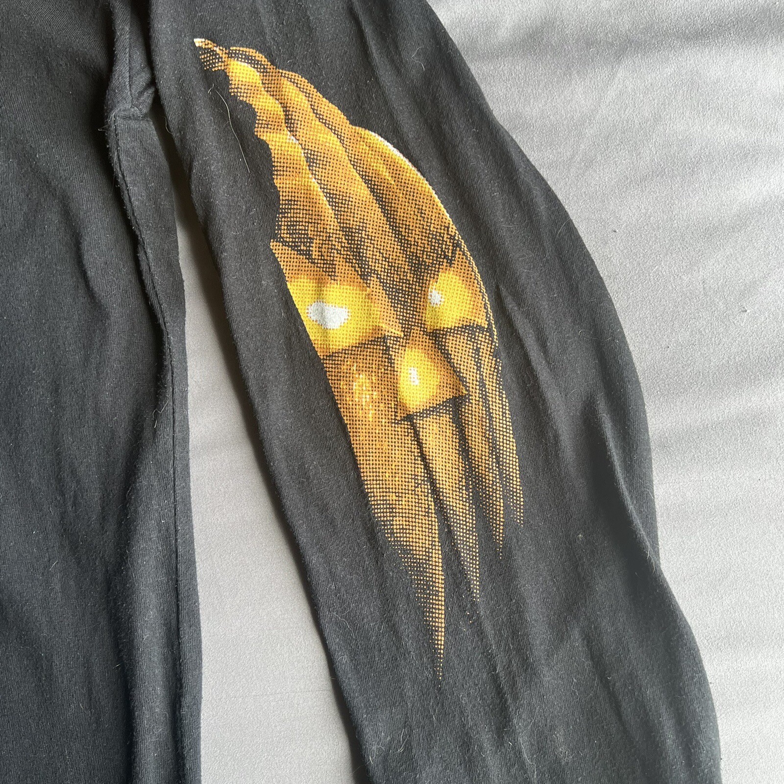 Graveyard Goods Halloween Long Sleeve T-shirt RARE OOP Mens Medium