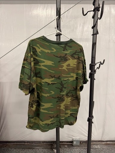 Vintage Tee Swing Camouflage T-Shirt Made in USA Green Camo Shirt XL
