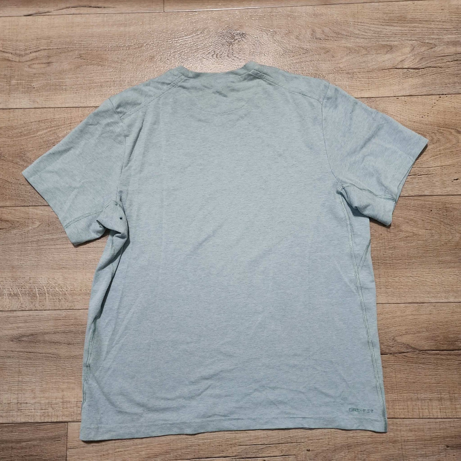 Nike Dri Fit Mens Large Light Green Heathered Training T-Shirt Vent Holes