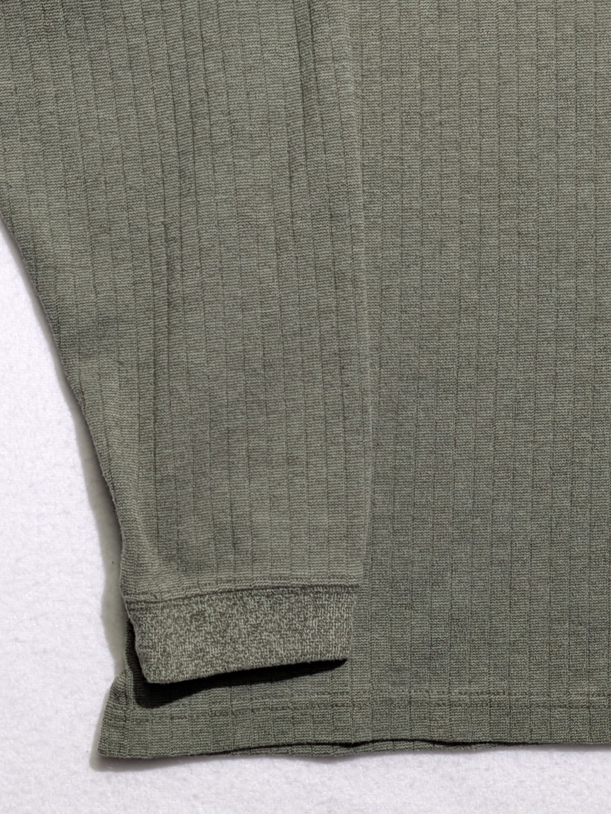 Consensus Sportswear Ribbed Henley Long Sleeve Shirt Size L Mossy Green Cotton