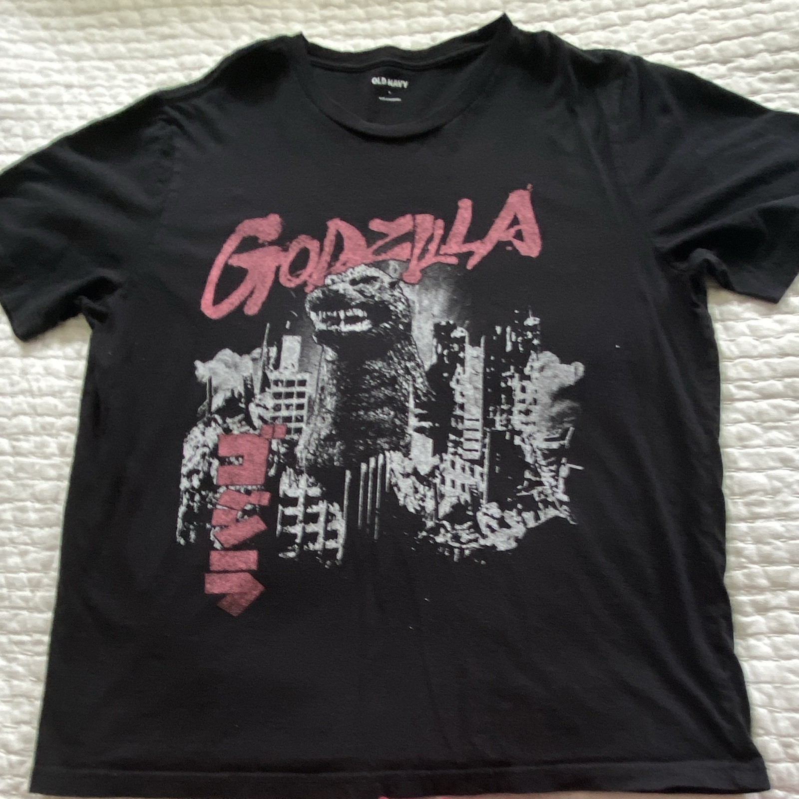 Old Navy Men’s Black Godzilla Graphic Print Crew Neck Short Sleeve T-Shirt L