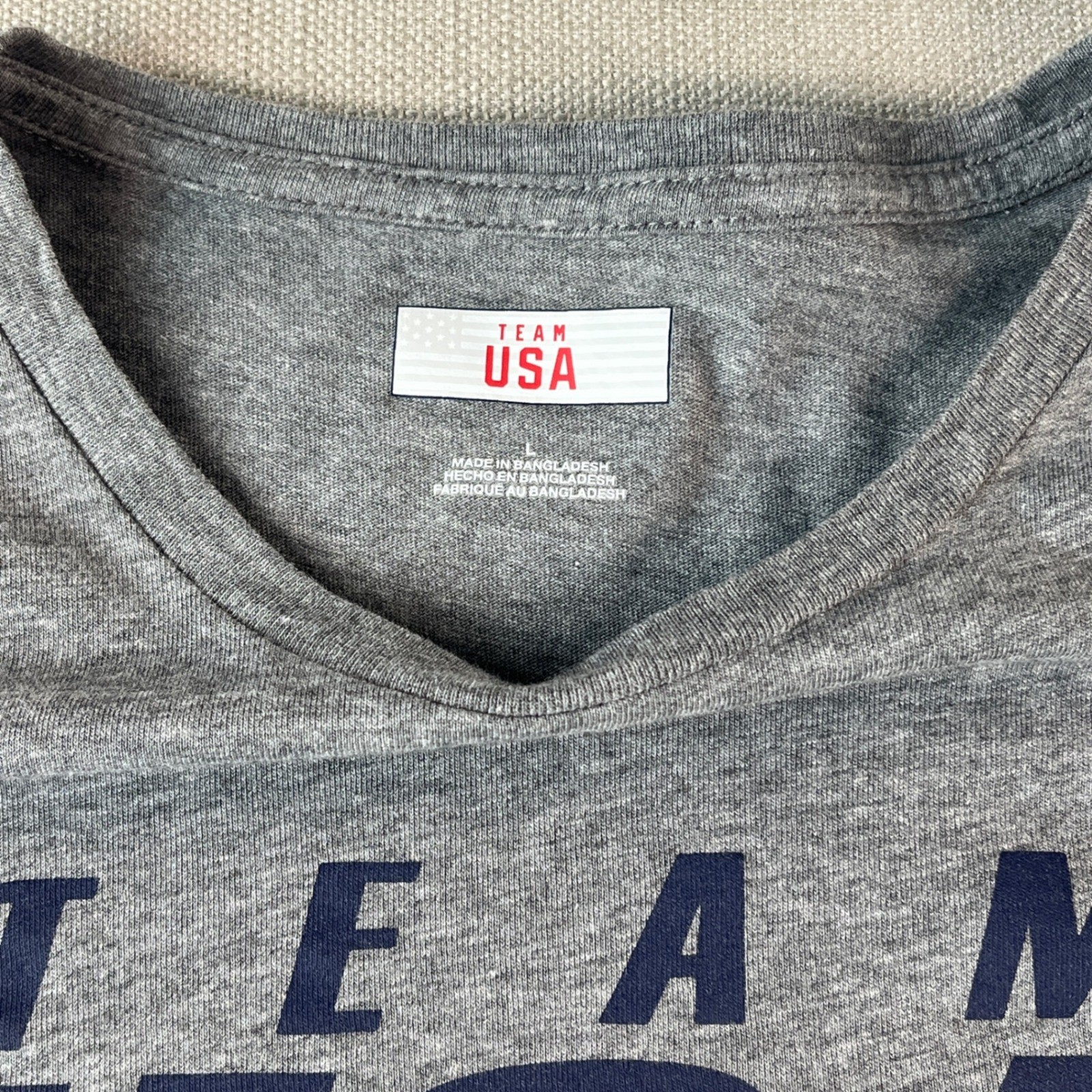 Outerstuff Team USA Olympic T-Shirt Mens Large Gray Graphic Short Sleeve Tee