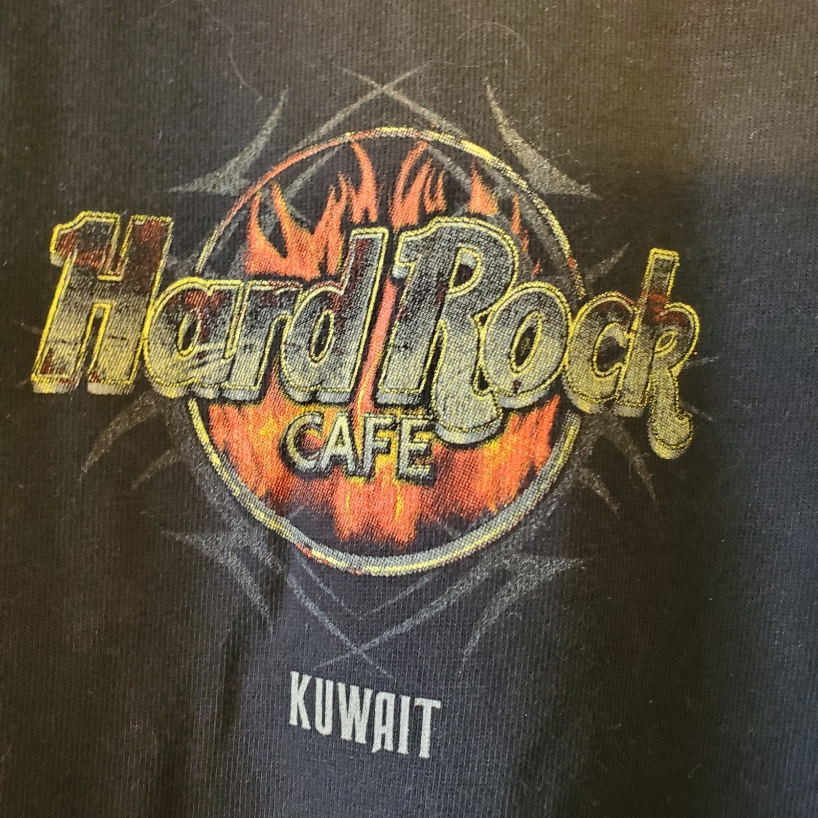 Hard Rock Cafe Kuwait Vintage Short Sleeve Black T-shirt Size S Deadstock