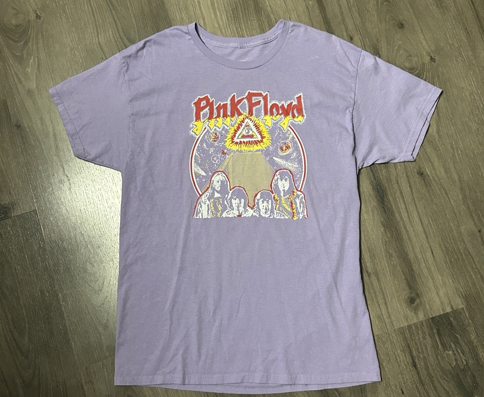 Pink Floyd Official License Purple Graphic T-Shirt Men’s Size M