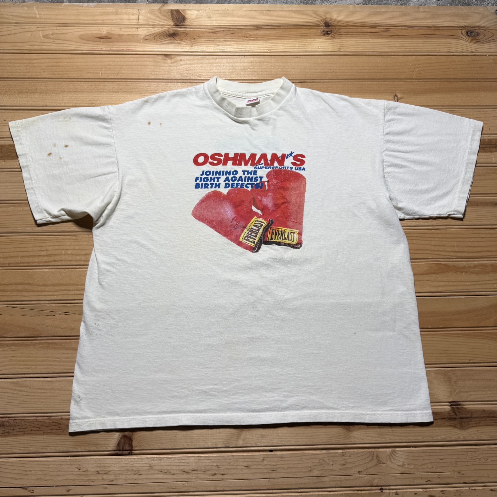 Vintage 90s Oshman’s Supersports USA Boxing Gloves Everlast Graphic T-Shirt – XL