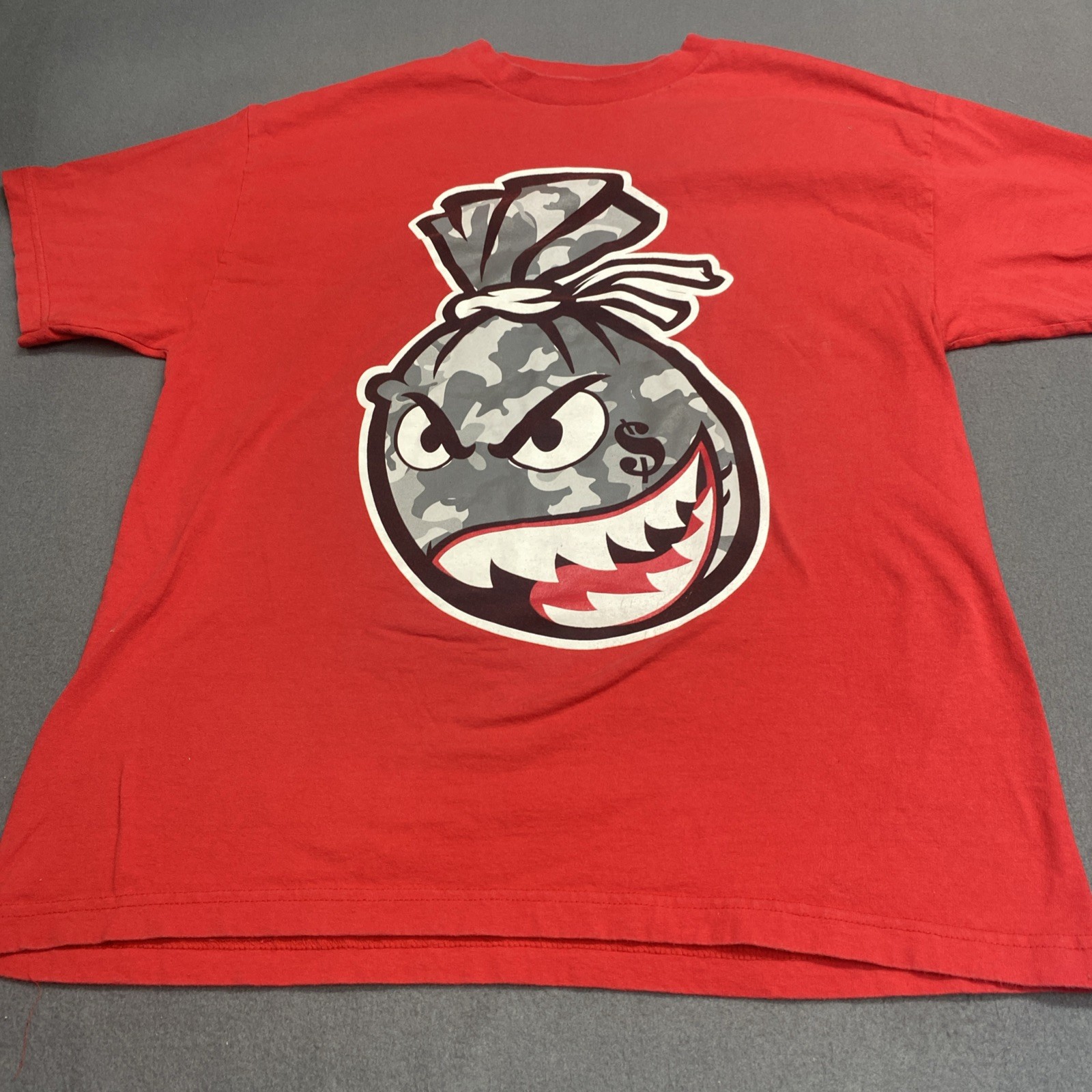 Mad Money Bag Mens Short Sleeve T Shirt Graphic Funny XL Made In USA Red
