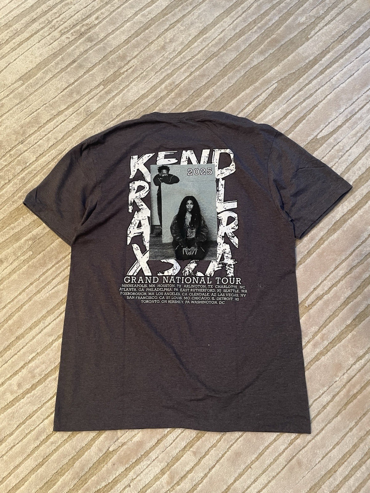 Kendrick x SZA Grand National Tour Black Graphic Print Crew Neck T-Shirt Men’s S