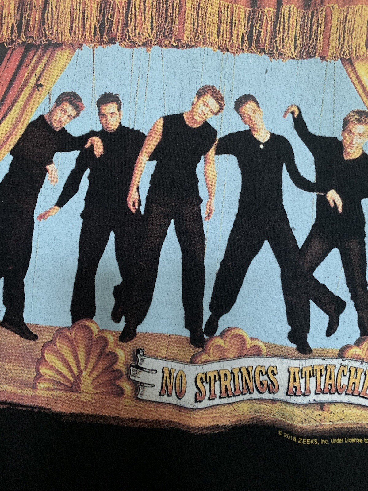 *NSYNC “No Strings Attached” Men’s Black Graphic T-shirt On *NSYNC Label Sz XS