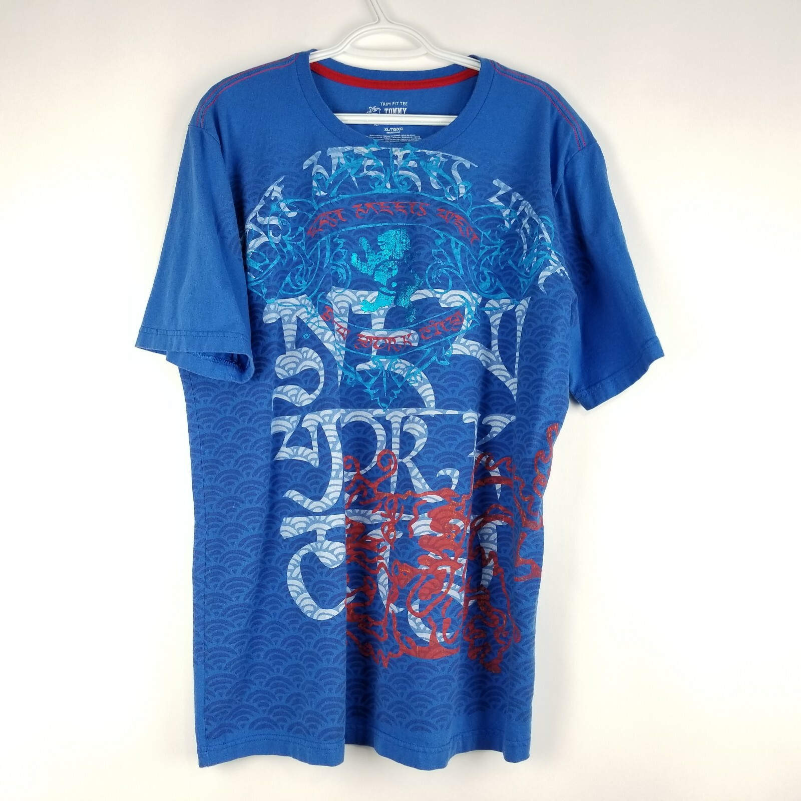 Tommy Hilfiger Men’s Shirt Size XL Blue Trim Fit Graphic Tee East Meets West NY