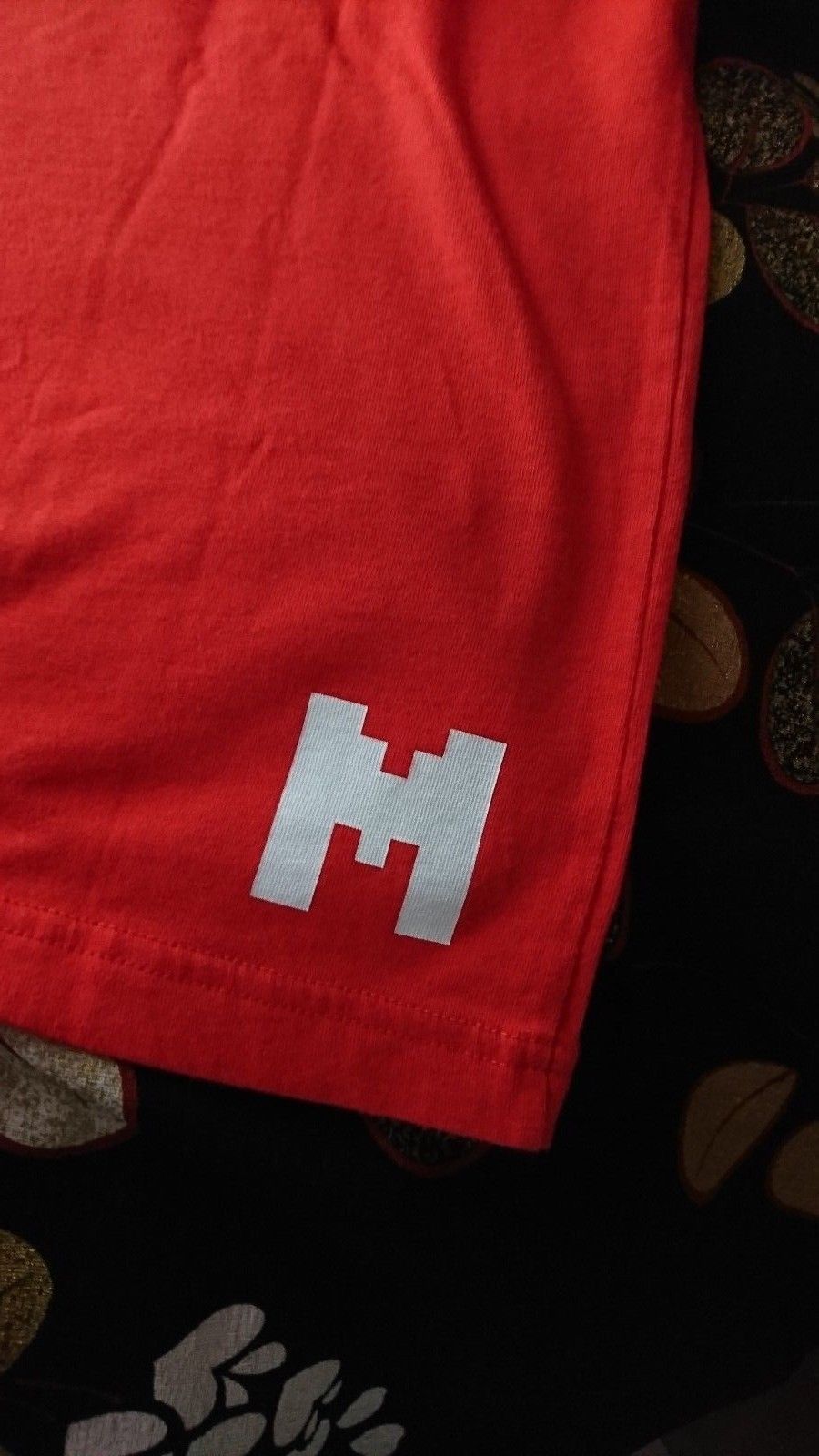 Super Mario UNIQLO NINTENDO UTGP Men’s & Women’s T-Shirt S,M.L,XL.XXL.3XL T2