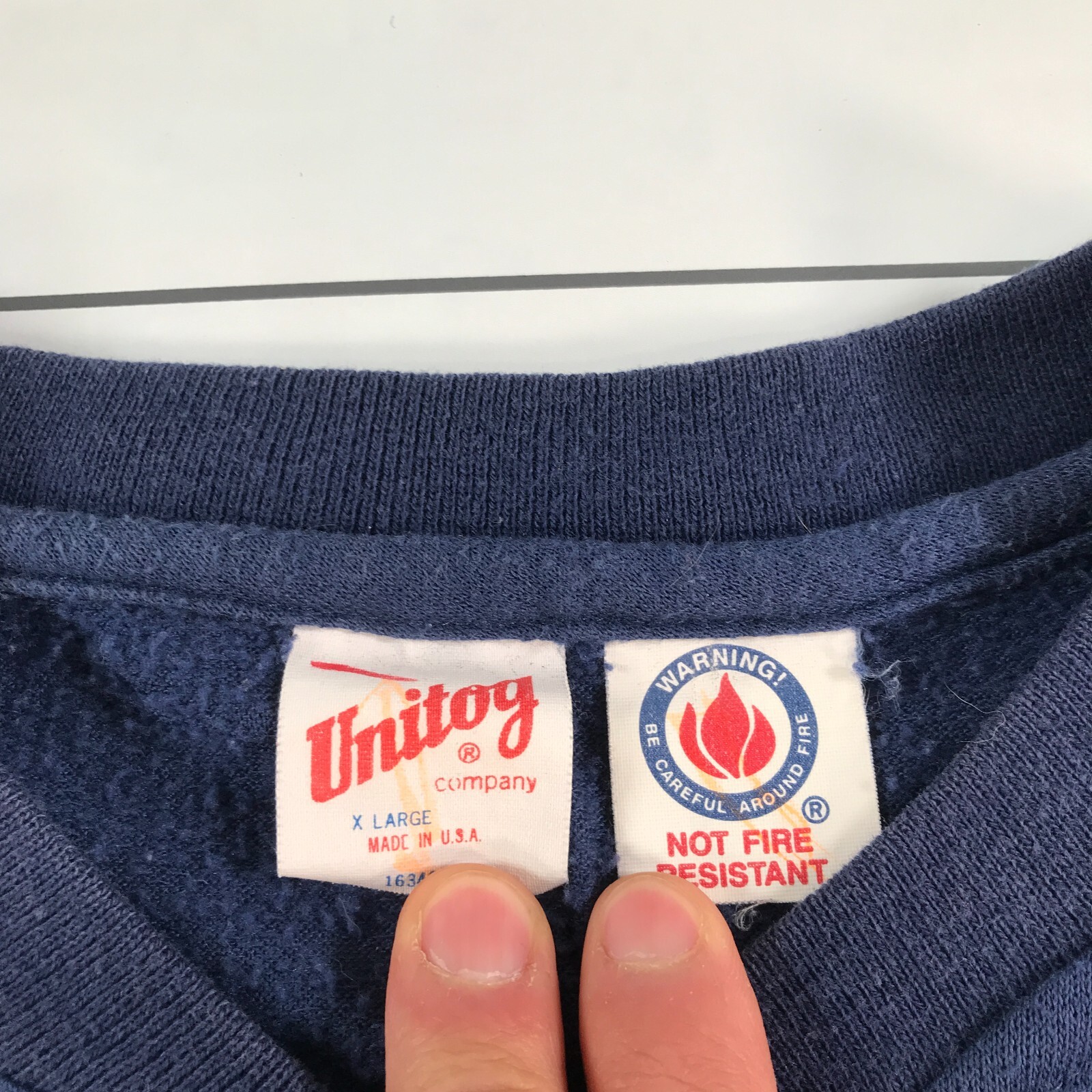 Vintage Mobil Gas Henley Shirt Mens Extra Large Navy Blue Red Logo Made In USA