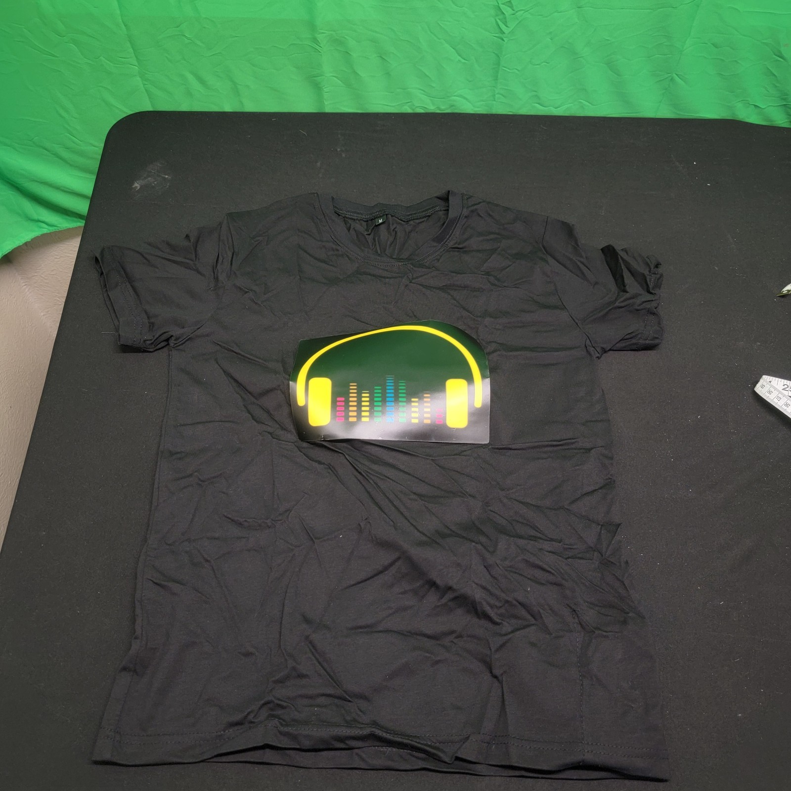DJ Headset Equalizer Design Music Sound Activated TShirt Rave Club Apparel Med.