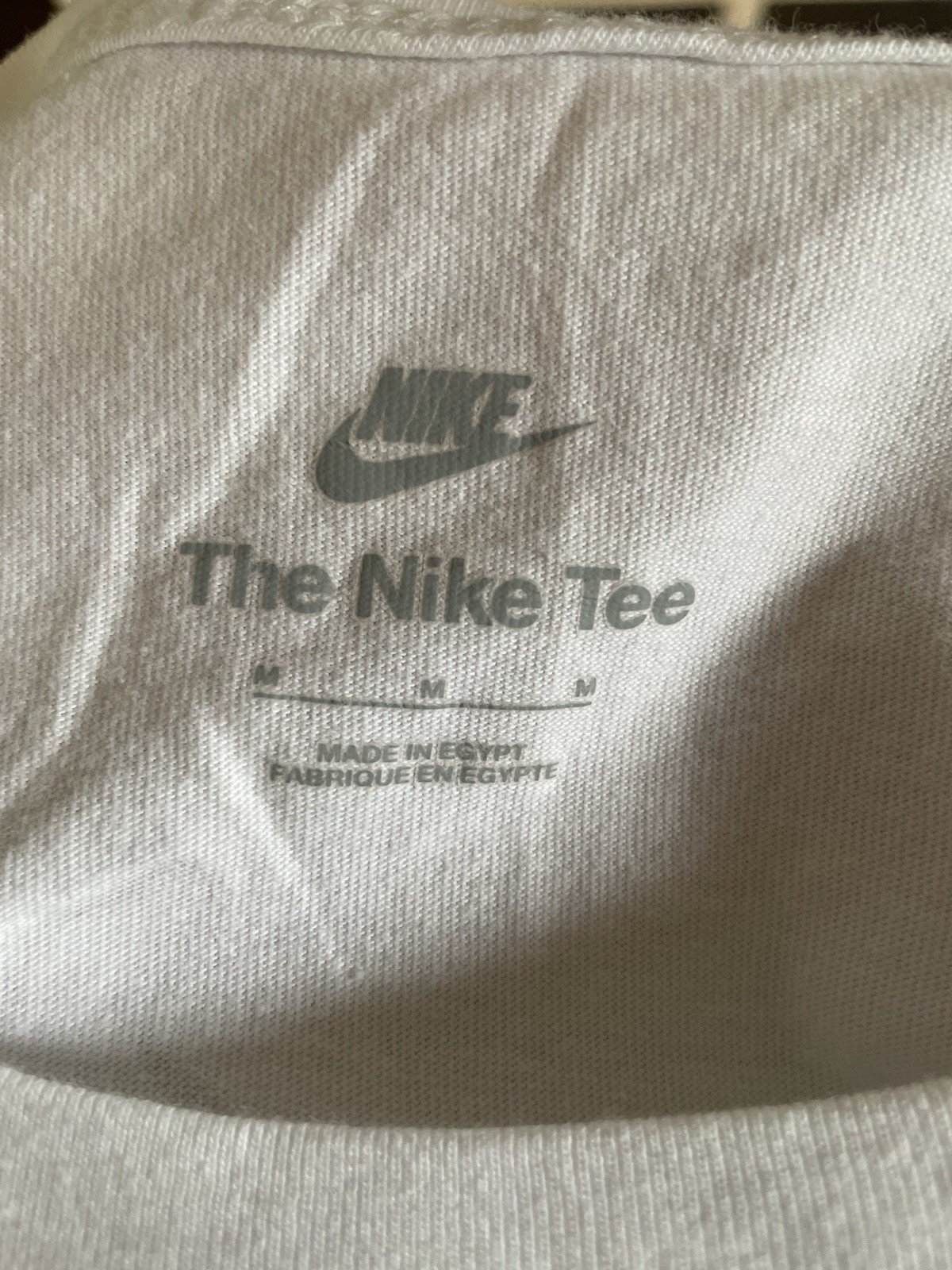 Nike Swoosh Inc Gnome Frog Graphic T Shirt White Men’s Medium DX1067-100