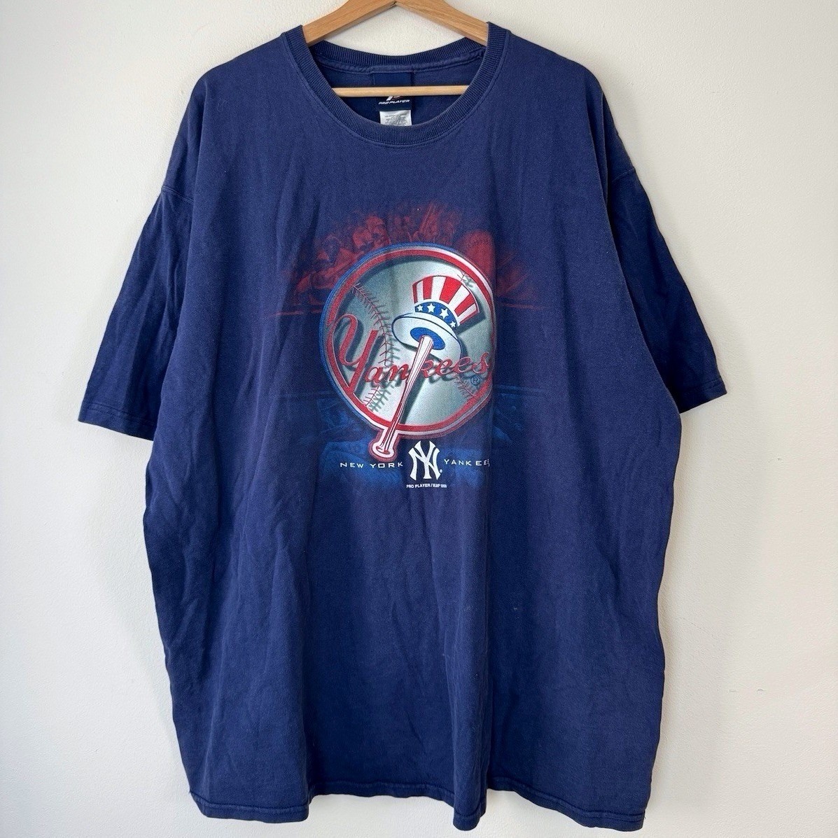 Vintage 90’s Yankees Pro Player MLB Navy Blue Tee Shirt – 2XL
