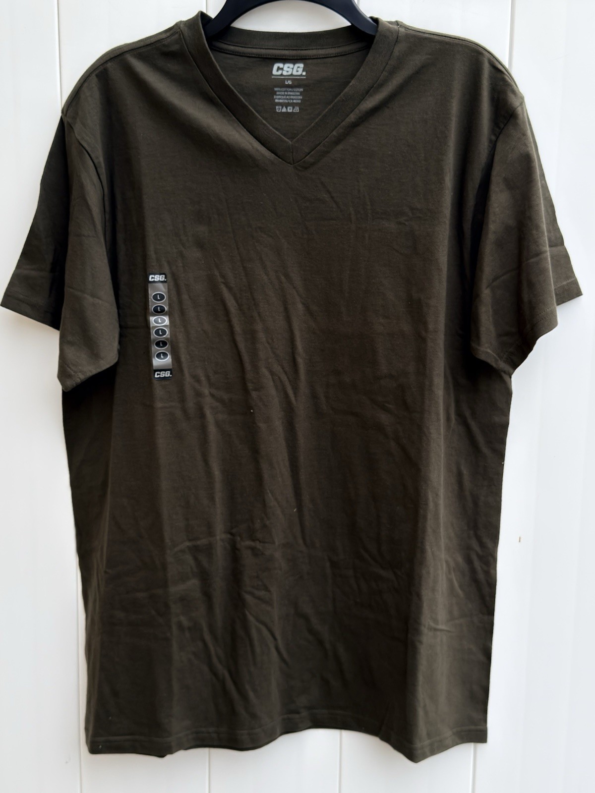CSG Men’s Large Dark Olive 100% Cotton Short Sleeve V Neck Basic Tee NWT