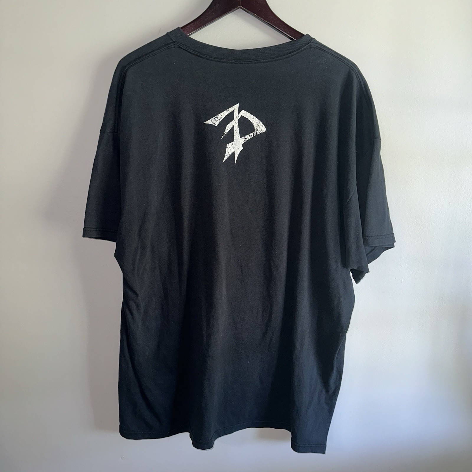 Sevendust Band T-Shirt Black Skull Graphic Atlanta Georgia Men’s XL 25×30 Y2K