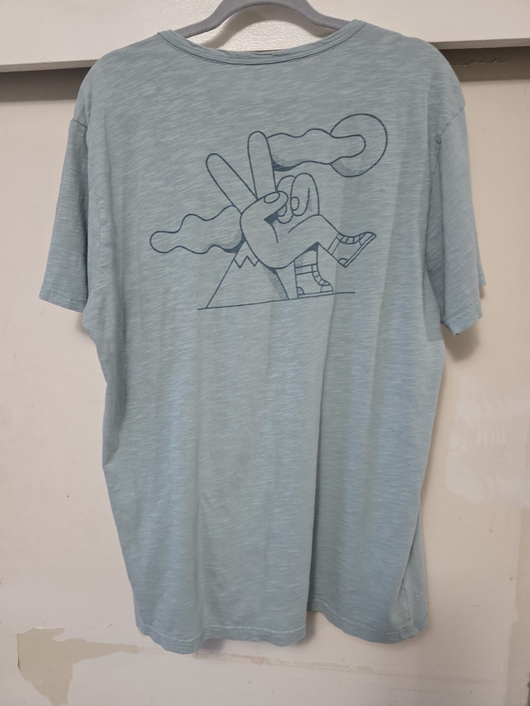 ROARK Light Heather Blue “Peace Mountain Hiker” Organic Cotton Tshirt Sz XL