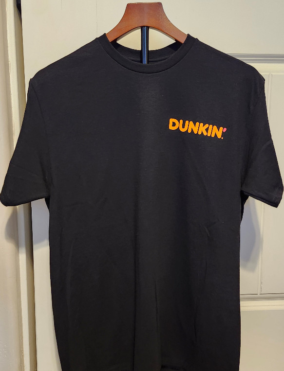 BRAND NEW DUNKIN’ DONUTS UNIFORM DRINKS SHIRT W/NAME TAG – SIZE SMALL