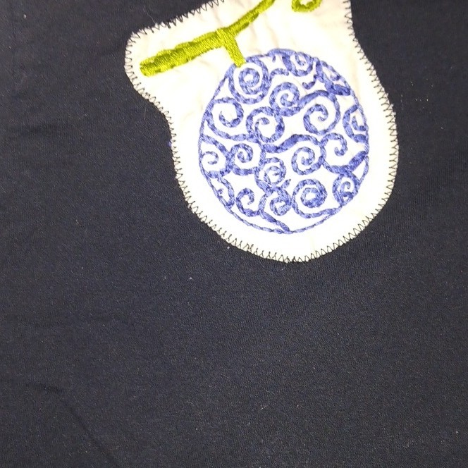 Men’s Black Embroidered Fruit Patch Design Crew Neck T-Shirt Regular one piece