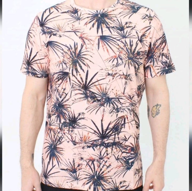 Ted Baker Men’s Yorkii Tropical Tee Shirt Size 2 Short Sleeve Salmon Pull-On