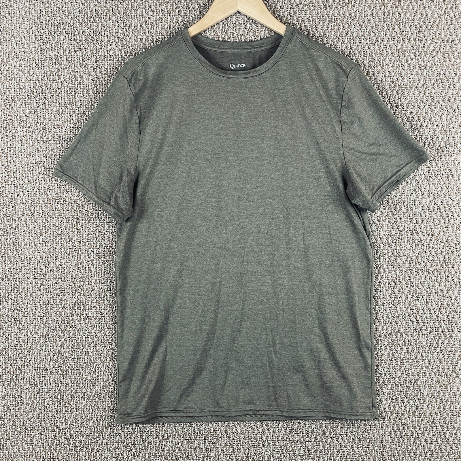 Quince Shirt Men’s Medium Flowknit Breeze Performance Tee Gym Active E317