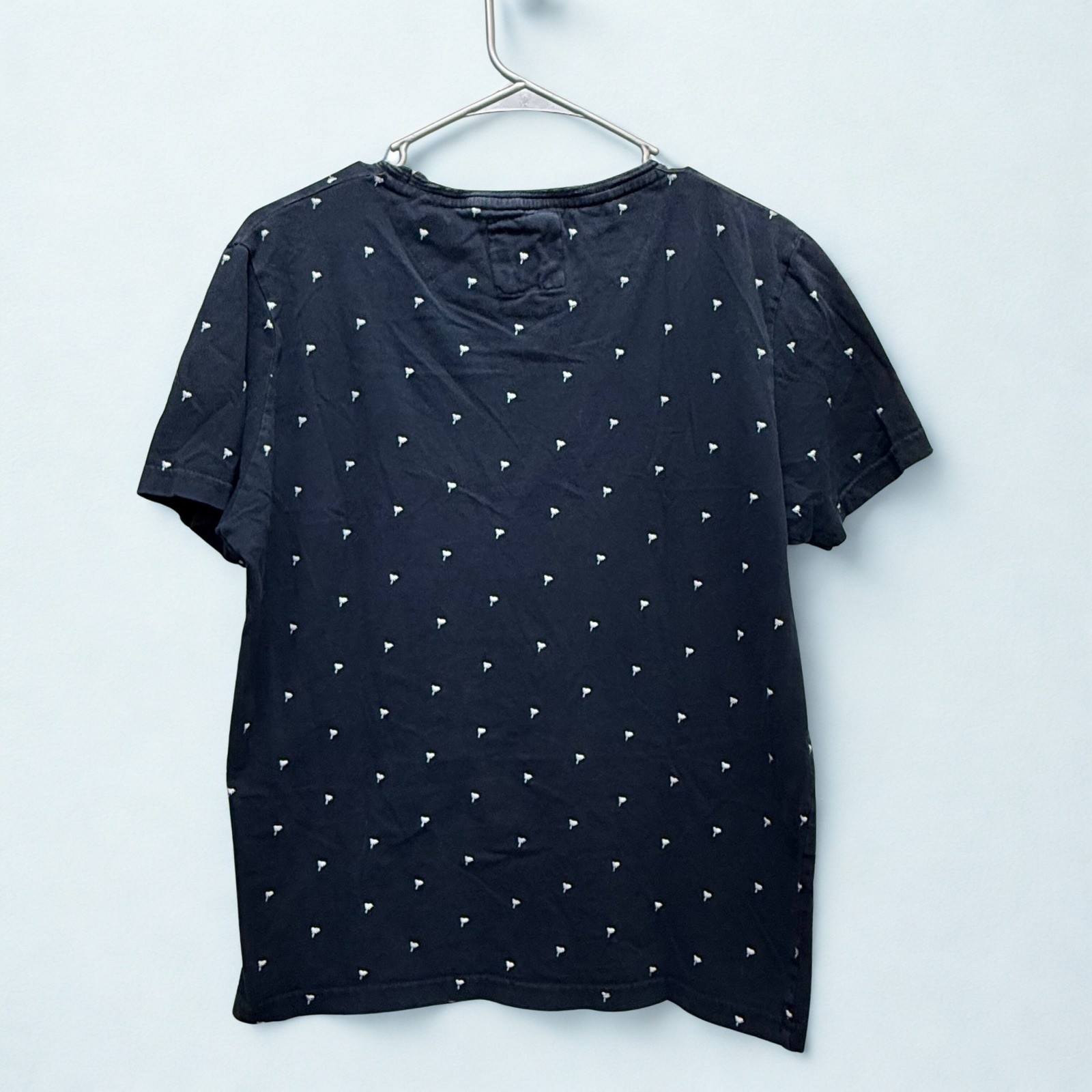 Denim & Flower Ricky Singh Men’s Navy White Small Palm Tree Print T-Shirt