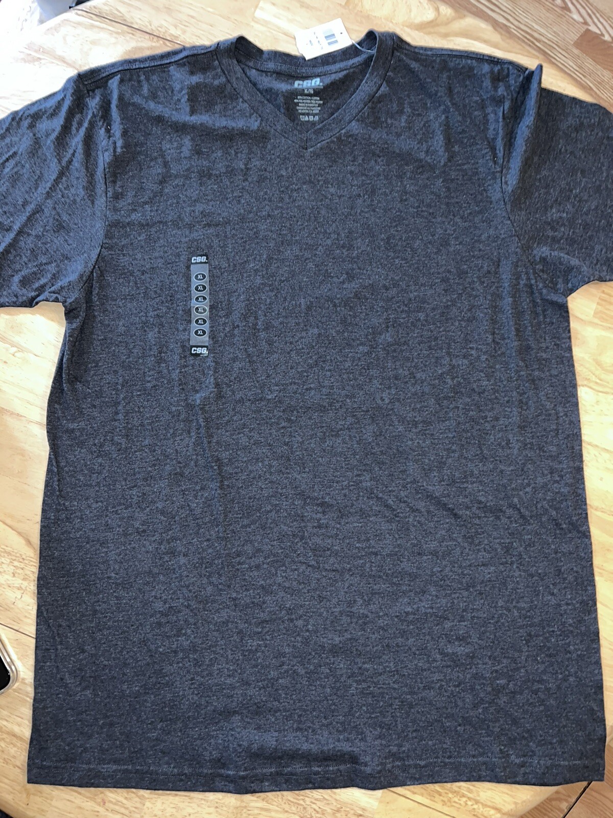 XL CSG Mens T-Shirt 100% Cotton V-Neck Short Sleeve Solid Gray BNWT