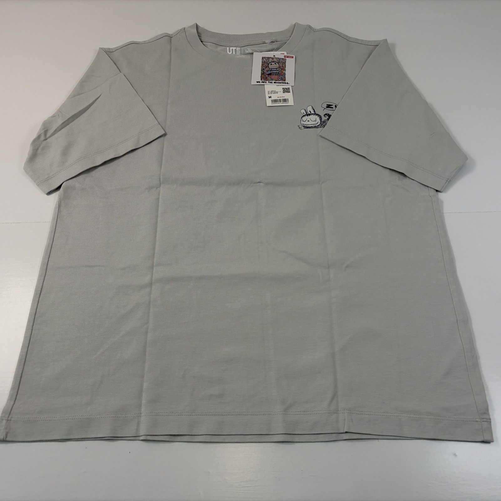 Uniqlo Womens UT ‘We are the Monsters T-shirt Light Gray Size Medium