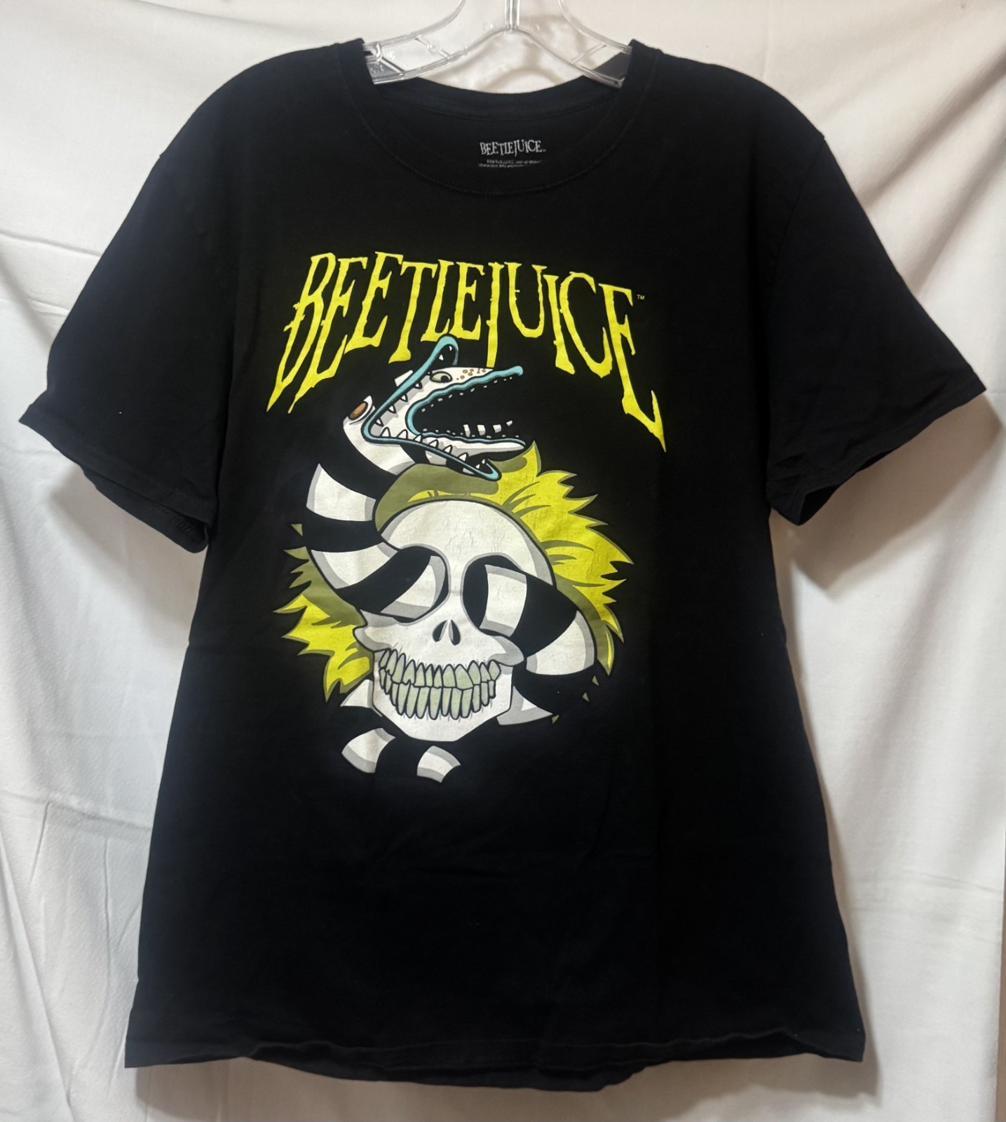 Beetlejuice T-Shirt Large Black Sandworm Monster Tim Burton Movie