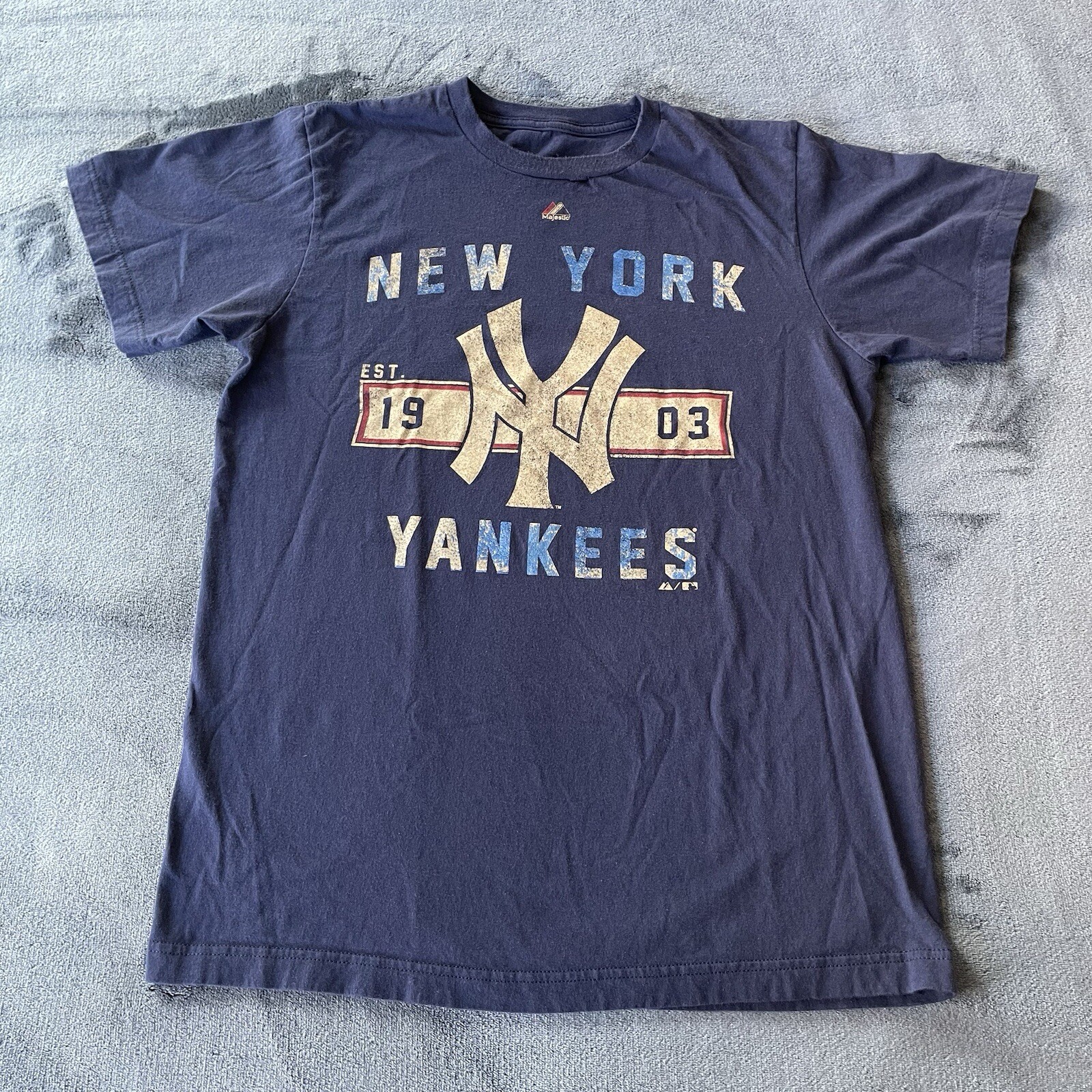 Majestic New York Yankees Men’s Short Sleeve Navy Blue T-Shirt Medium
