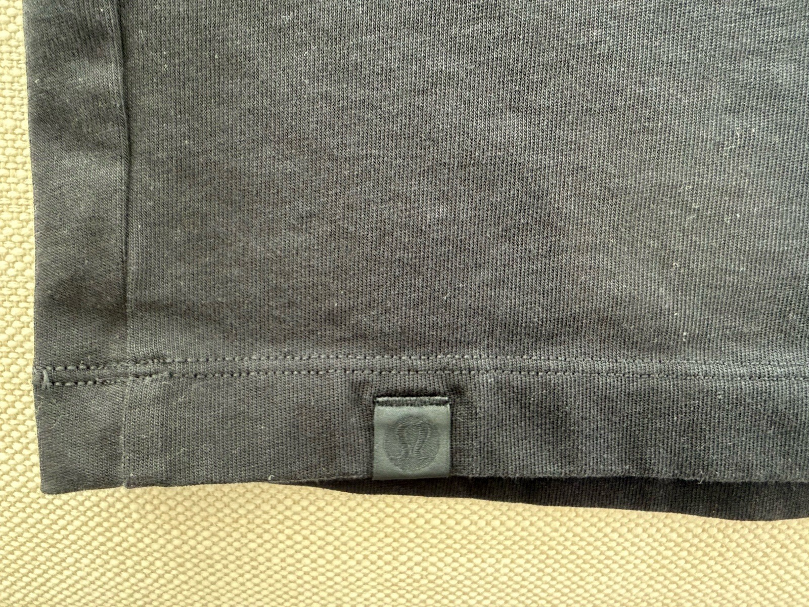 NWOT Lululemon Heavyweight Cotton Tee Short Sleeve T-Shirt MILAN Italy Black M