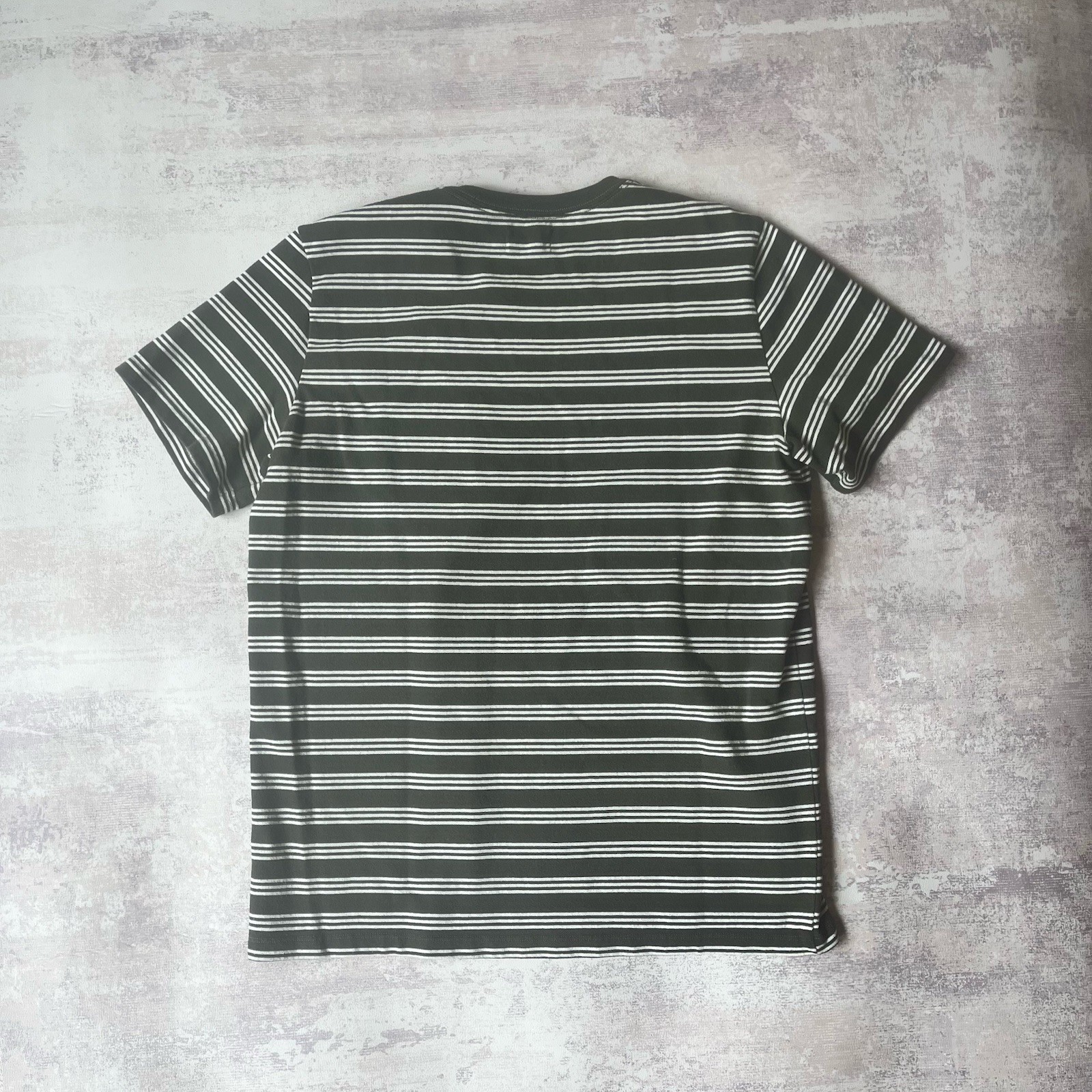Taylor Stitch Pocket T Shirt Mens Size 44 Green White Stripe Cotton Crew Neck