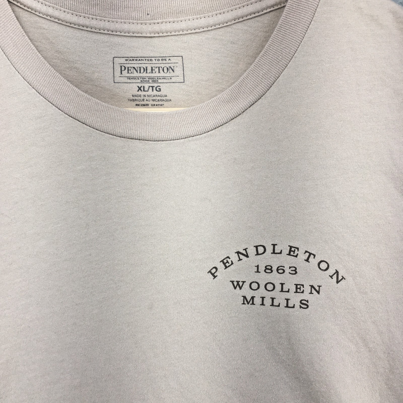Pendleton Men’s Shirt XL Graphic T-Shirt Woolen Mills Portland Oregon