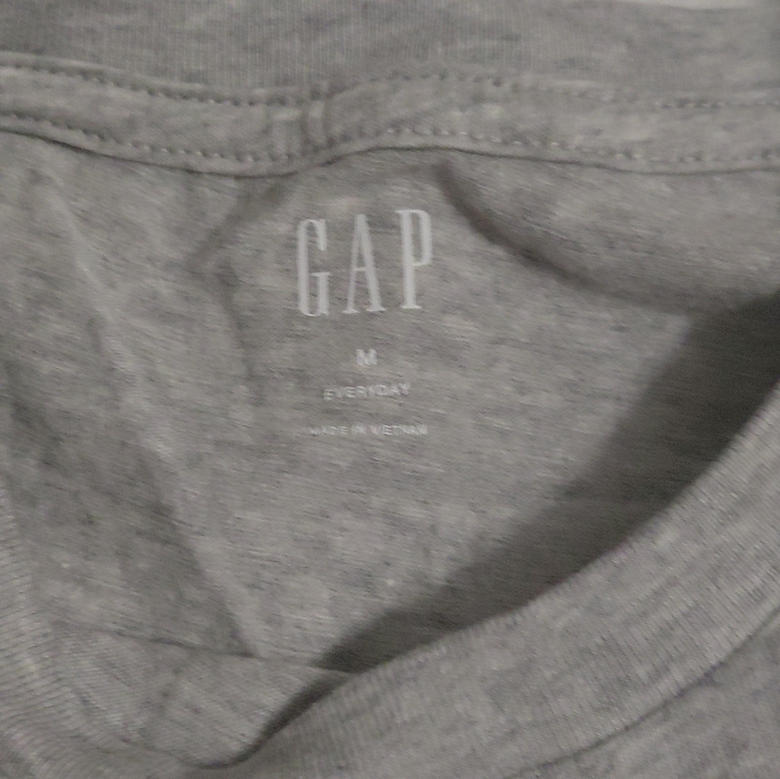 Gap Men’s Solid Gray Crew Neck Short Sleeve Modern Fit T-Shirt Size M Regular