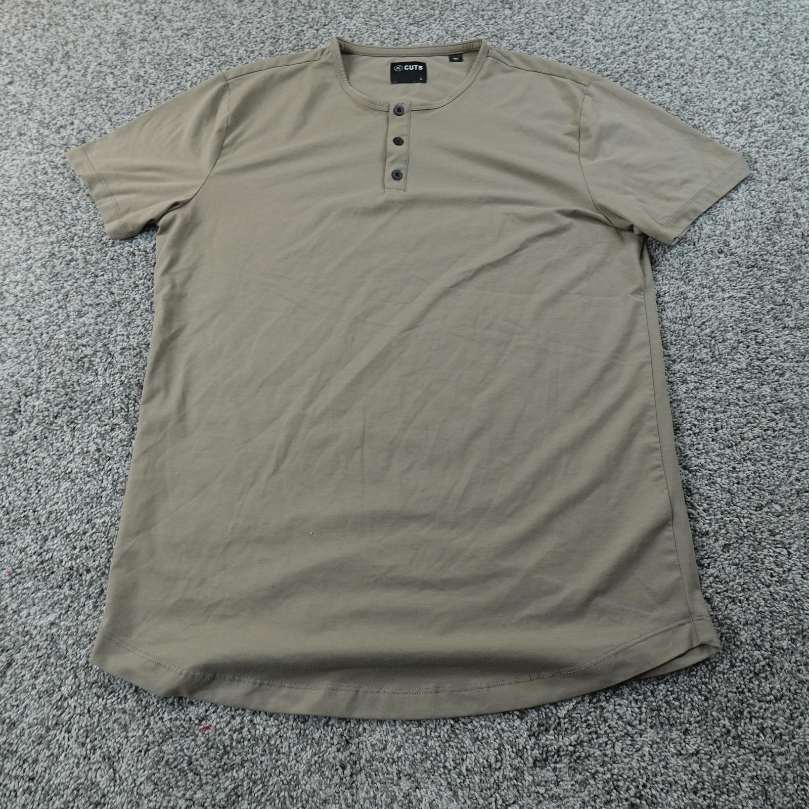 Cuts Shirt Mens L Beige Curve Hem Henley Short Sleeve Stretch Tee Performance