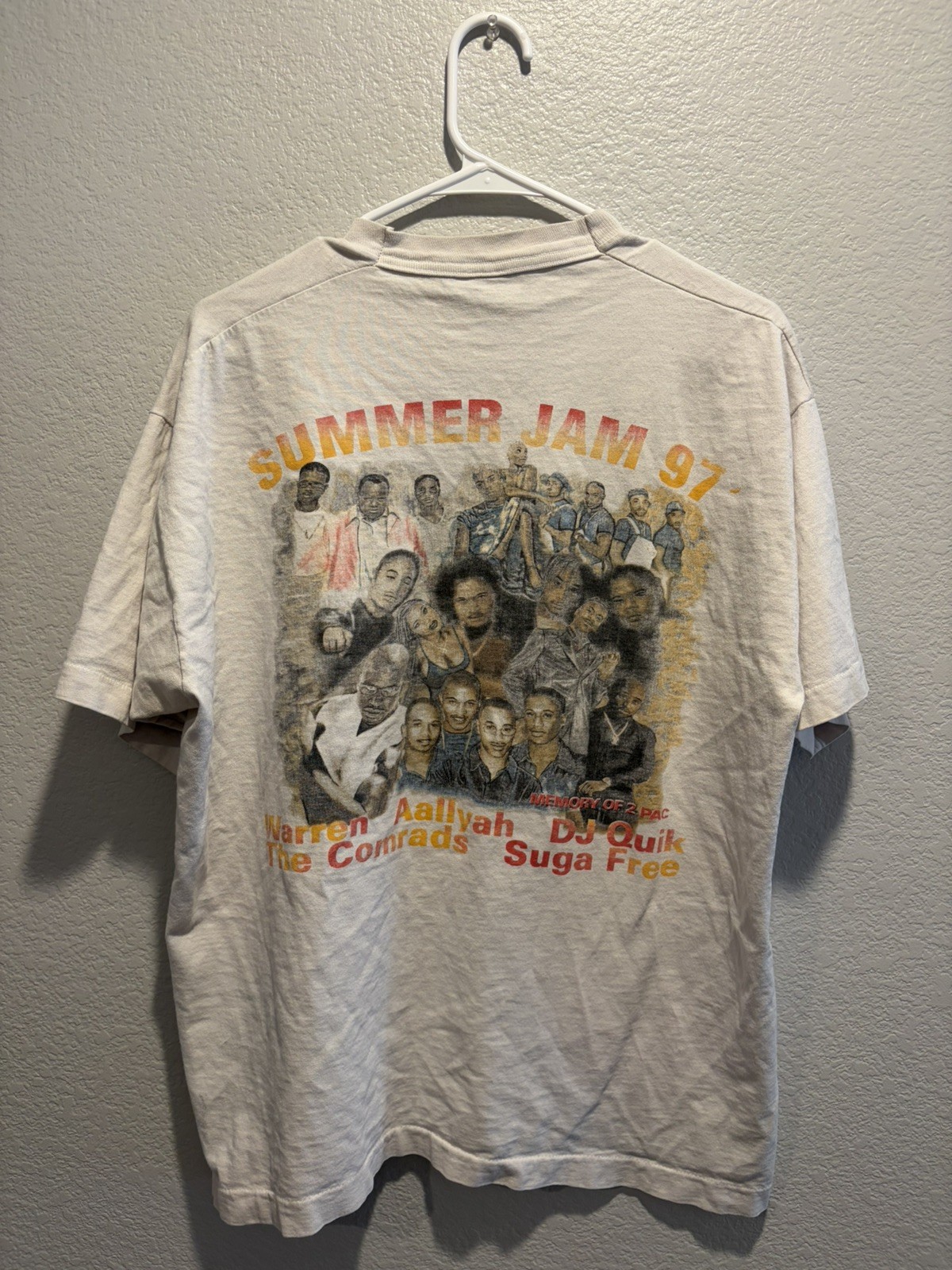 VTG Summer Jam 92.3 THE BEAT 1997 Rap Tee Shirt SZ XL RARE TUPAC DJ QUIK AALIYAH