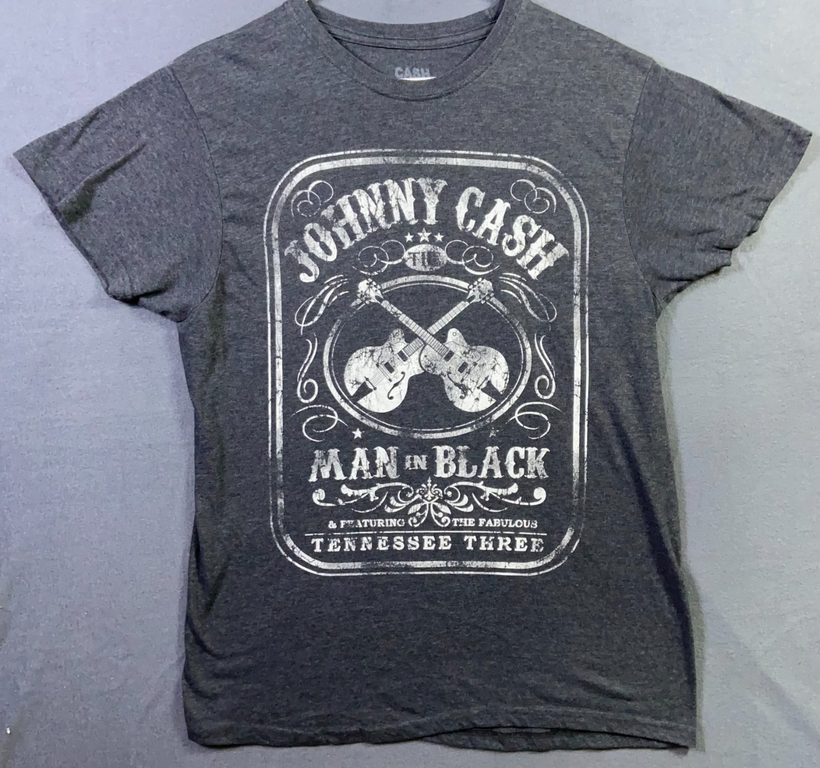 Johnny Cash Man in Black t shirt mens size large gray euc e1350 Tennessee Three