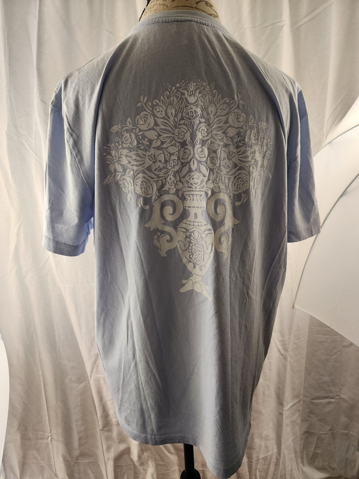 Express Light Blue Pima Cotton Floral Print T-Shirt Large