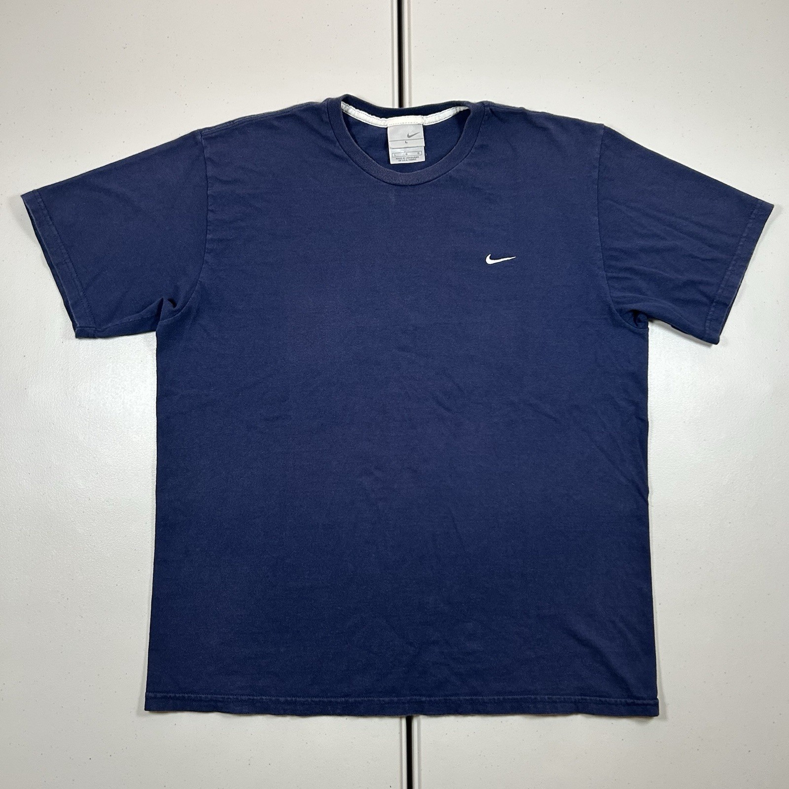 Vintage y2k Nike Mini Swoosh Embroidered Graphic Shirt Men’s Size Large Blue