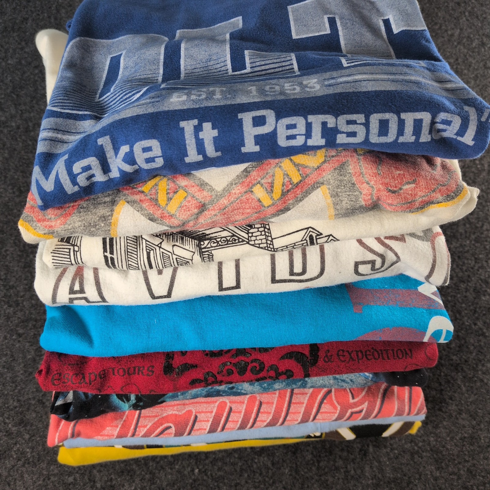 10x T-Shirt Bundle Mens Mixed Sizes Vintage Graphic Streetwear Sports Modern Lot