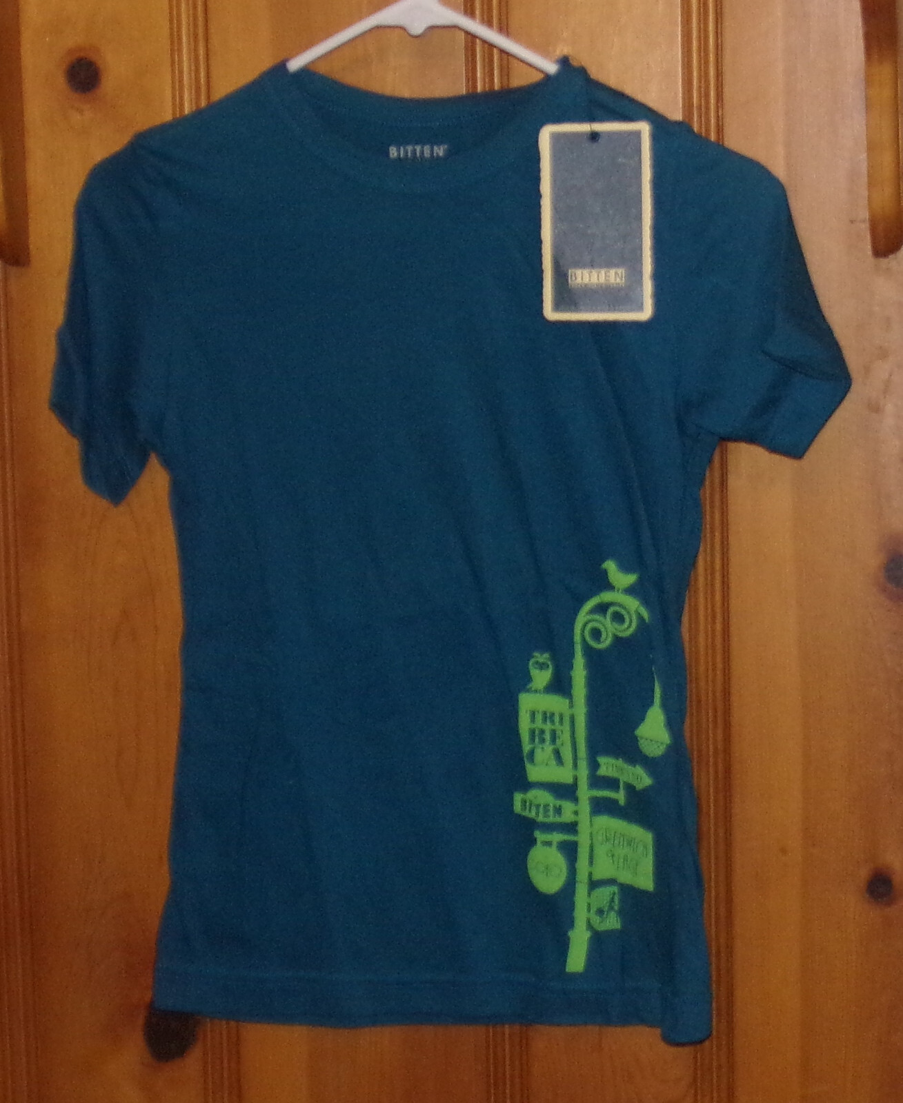 BITTEN SARAH JESSICA PARKER DESIGNER T-SHIRT (PLACES IN NEW YORK)