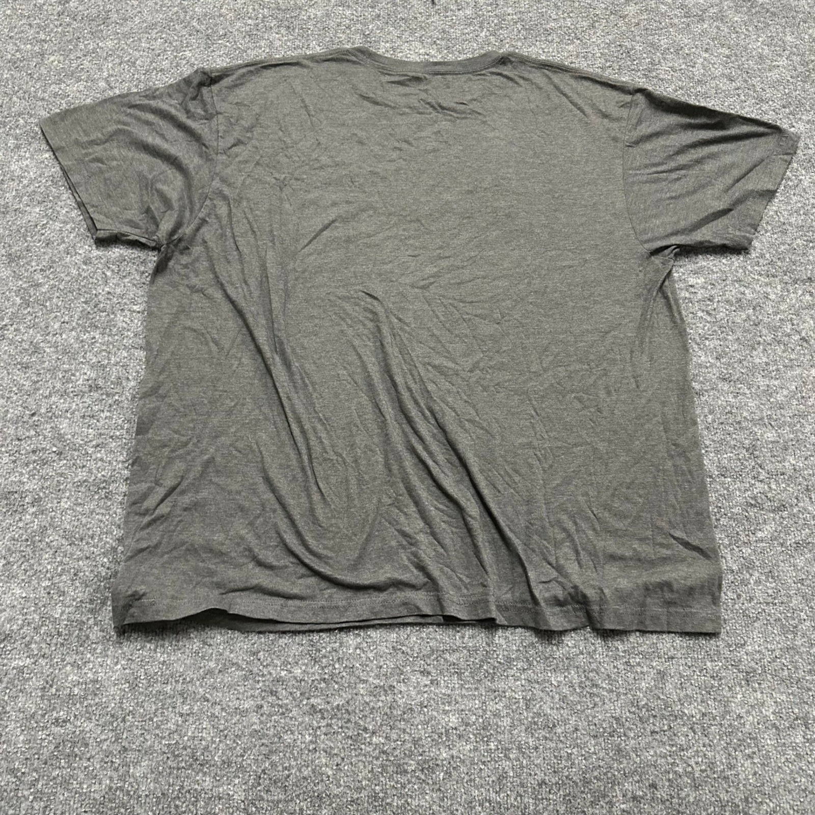 Genuine Merchandise T-Shirt Mens 2XL Charcoal Gray Cleveland Indians MLB Graphic