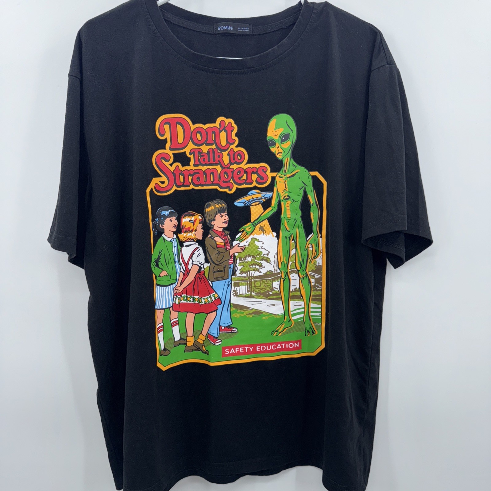 Romwe Don’t Talk to Strangers Alien T-Shirt Retro Graphic UFO XL